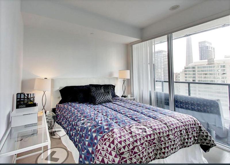 Comfortable Central Downtown Condo - Торонто Екстериор снимка