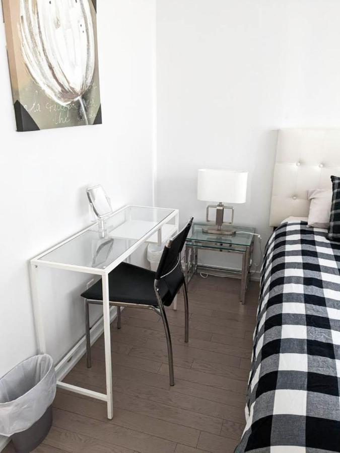 Comfortable Central Downtown Condo - Торонто Екстериор снимка